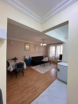 Satılır 2 otaqlı köhnə tikili 40 m²