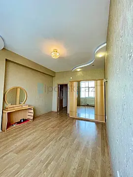Satılır 3 otaqlı yeni tikili 110 m²