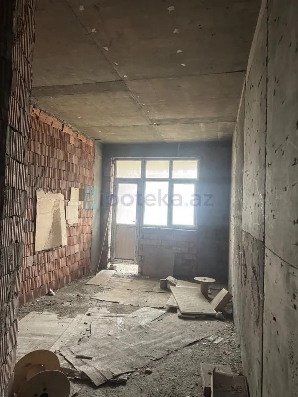 Satılır 3 otaqlı yeni tikili 175 m²