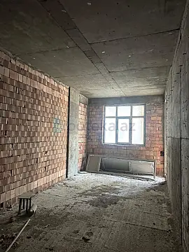 Satılır 3 otaqlı yeni tikili 175 m²