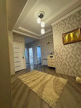 Satılır 2 otaqlı yeni tikili 85 m²