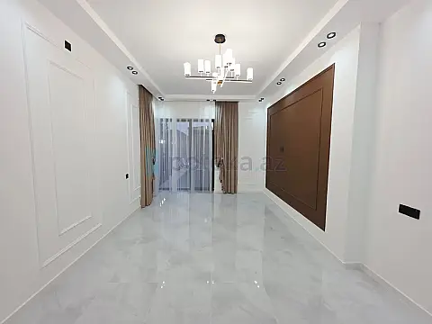 Satılır 4 otaqlı mənzil 150 m²
