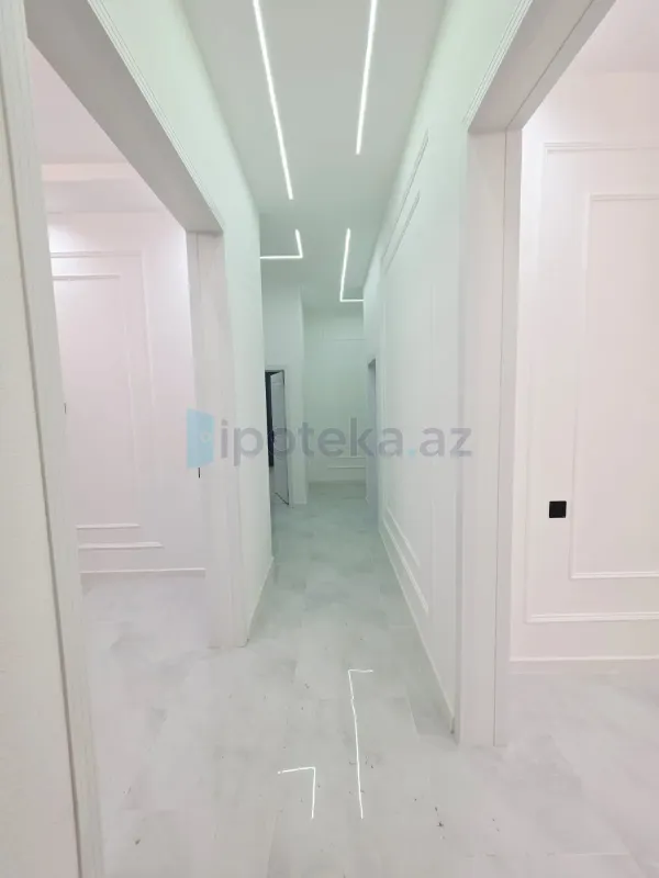 Satılır 4 otaqlı mənzil 150 m²