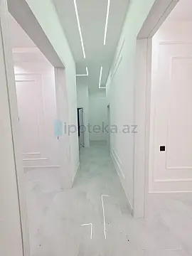 Satılır 4 otaqlı mənzil 150 m²