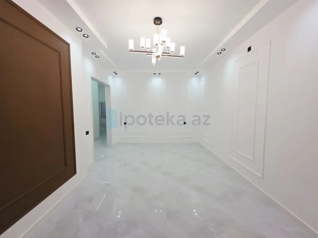 Satılır 4 otaqlı mənzil 150 m²