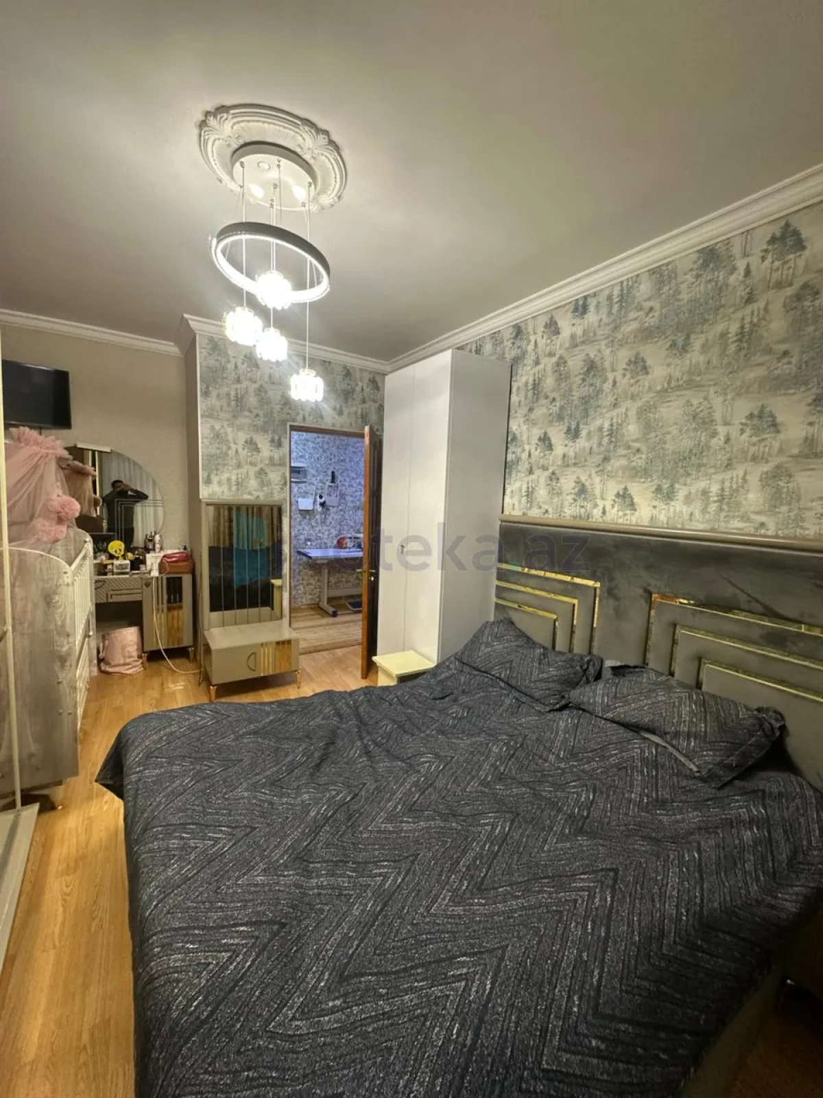 Satılır 3 otaqlı köhnə tikili 70 m²