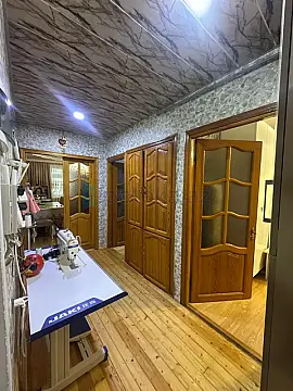 Satılır 3 otaqlı köhnə tikili 70 m²