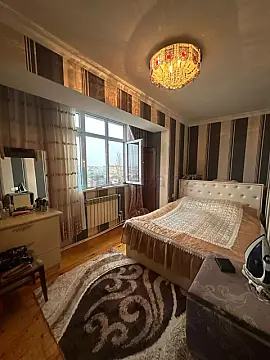 Satılır 3 otaqlı köhnə tikili 70 m²