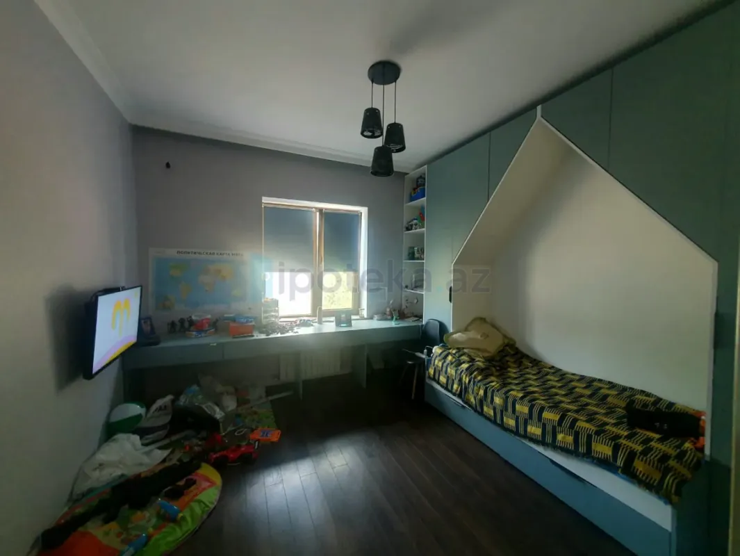 Satılır 4 otaqlı həyət evi 150 m²