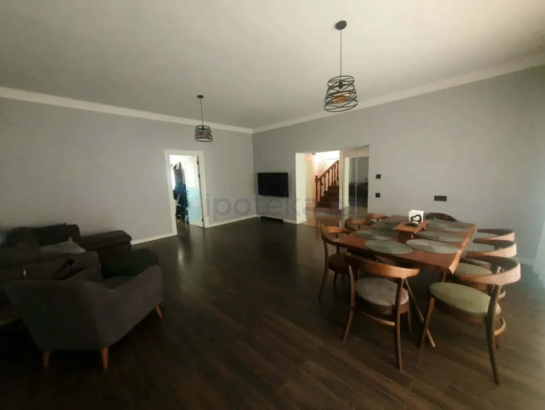 Satılır 4 otaqlı həyət evi 150 m²