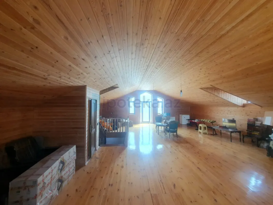 Satılır 4 otaqlı həyət evi 150 m²