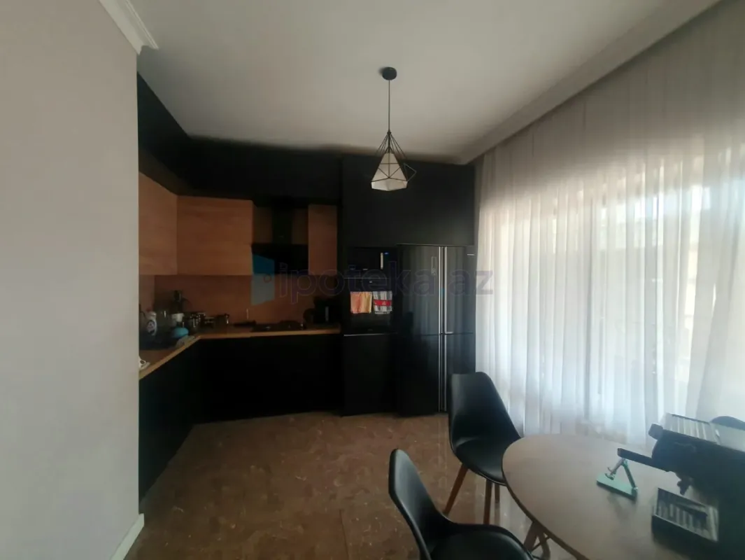 Satılır 4 otaqlı həyət evi 150 m²