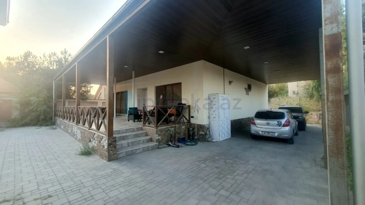 Satılır 4 otaqlı həyət evi 150 m²