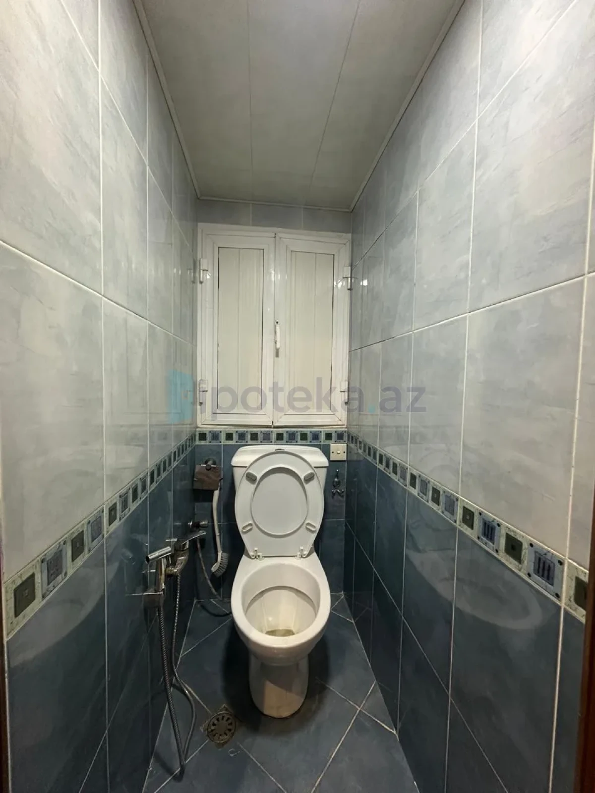 Satılır 2 otaqlı köhnə tikili 65 m²
