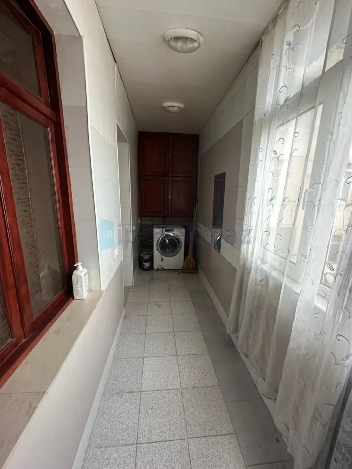 Satılır 2 otaqlı köhnə tikili 65 m²