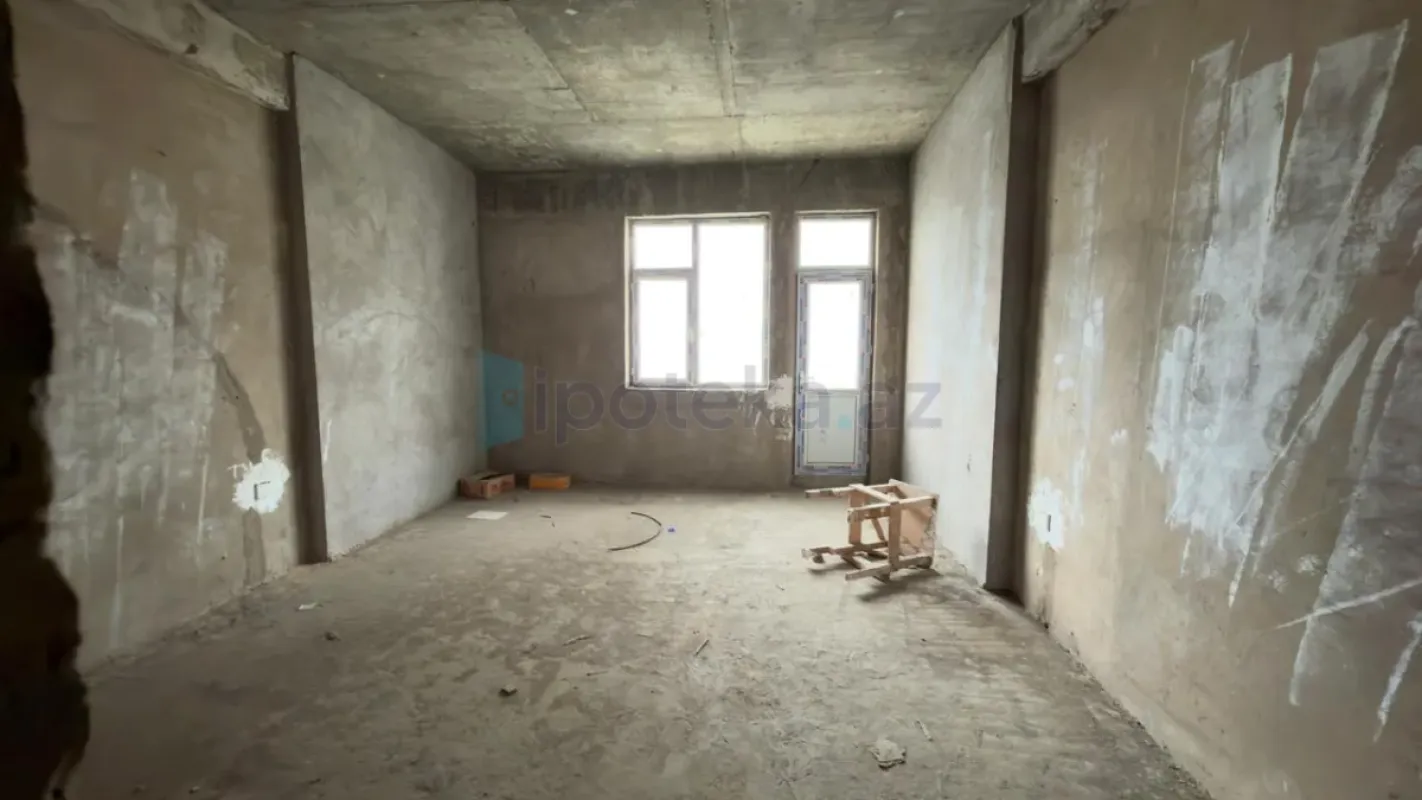 Satılır 4 otaqlı yeni tikili 230 m²