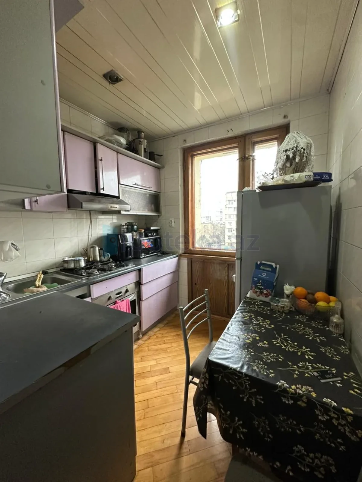 Satılır 2 otaqlı köhnə tikili 58 m²
