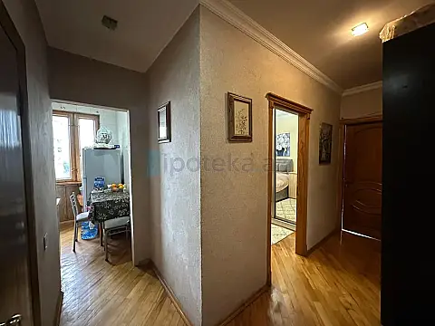 Satılır 2 otaqlı köhnə tikili 58 m²
