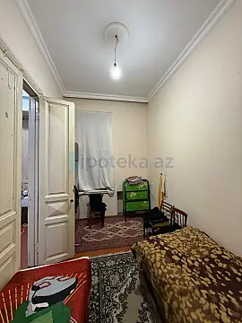 Satılır 2 otaqlı köhnə tikili 50 m²