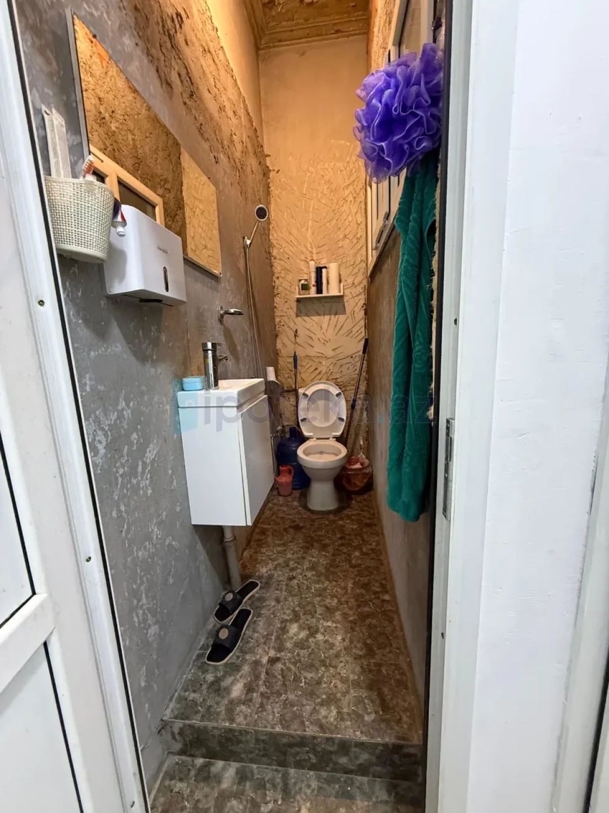 Satılır 2 otaqlı köhnə tikili 50 m²