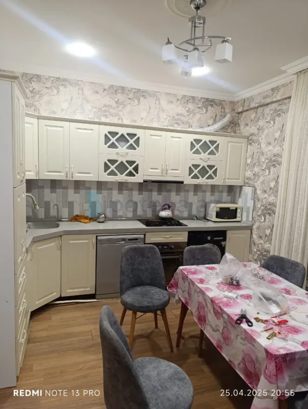 Satılır 3 otaqlı yeni tikili 100 m²