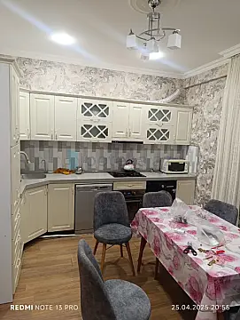 Satılır 3 otaqlı yeni tikili 100 m²