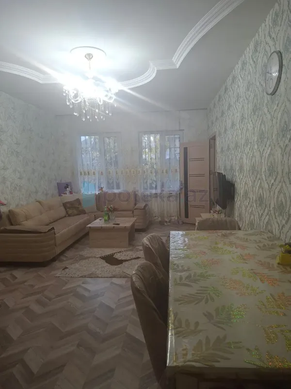 Satılır 4 otaqlı həyət evi 100 m²