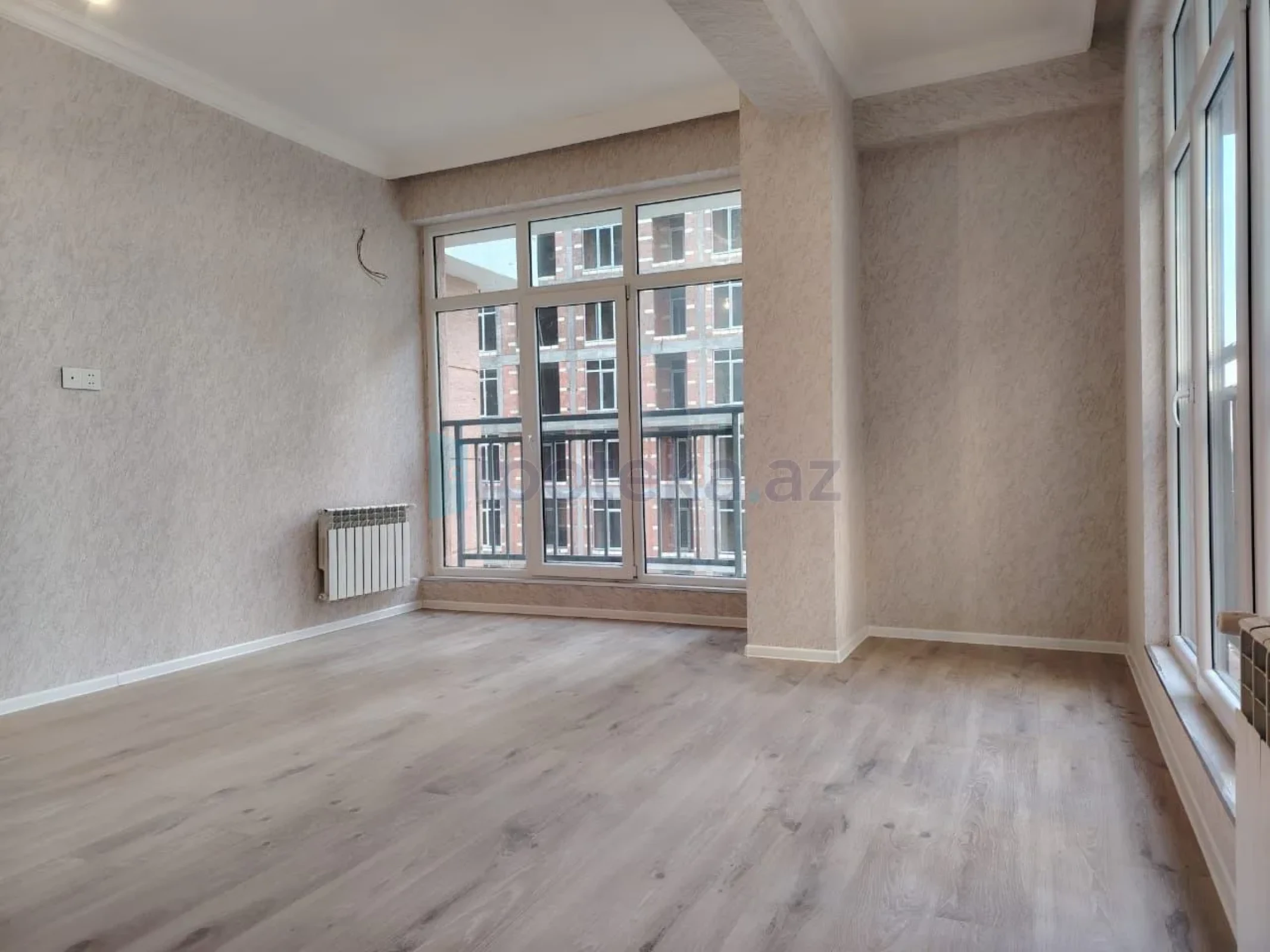 Satılır 3 otaqlı yeni tikili 84 m²