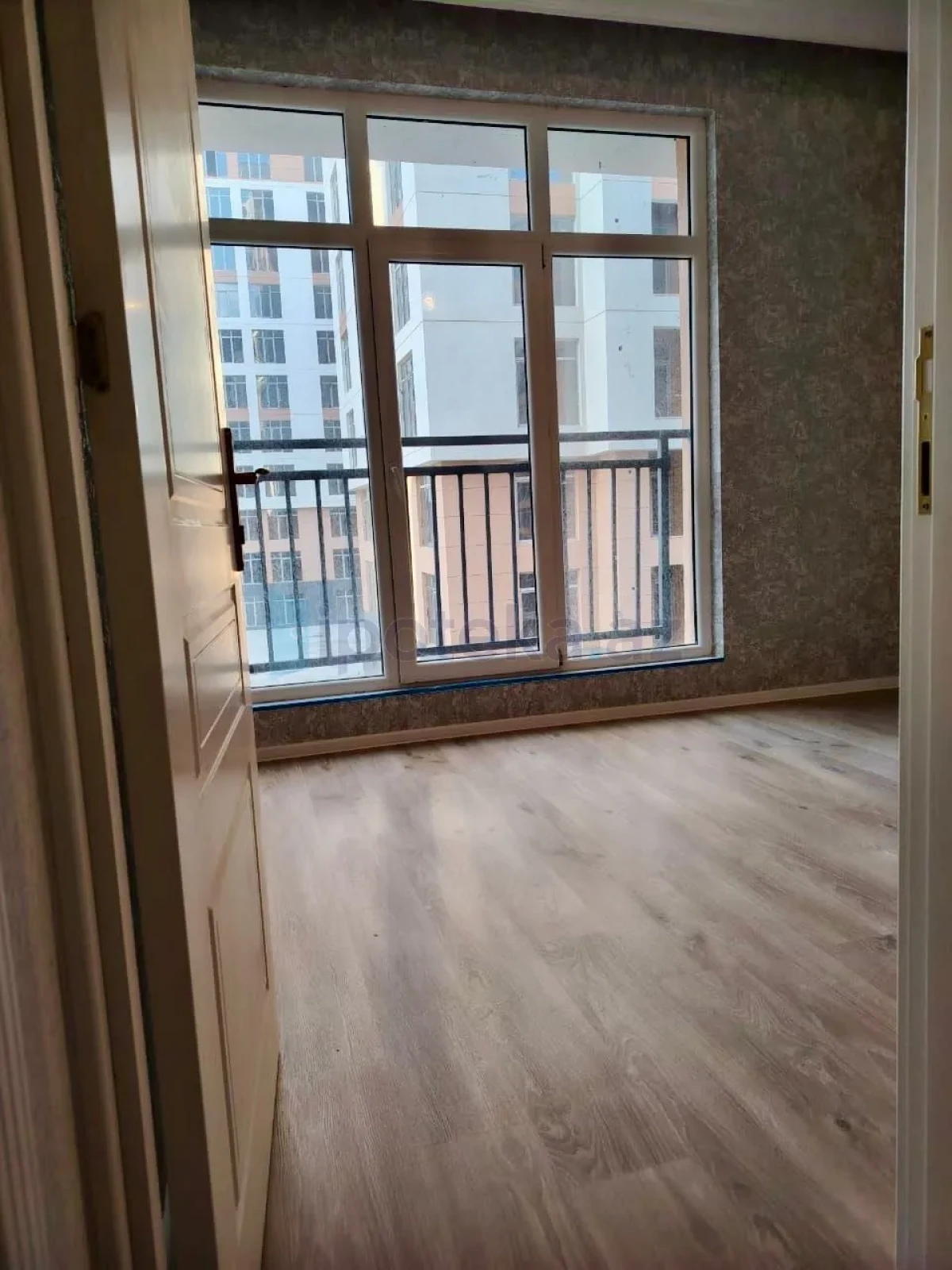 Satılır 3 otaqlı yeni tikili 80 m²