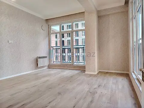 Satılır 3 otaqlı yeni tikili 80 m²