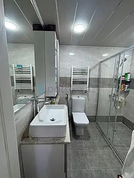 Satılır 1 otaqlı yeni tikili 42 m²