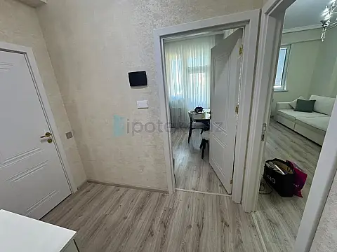 Satılır 1 otaqlı yeni tikili 42 m²