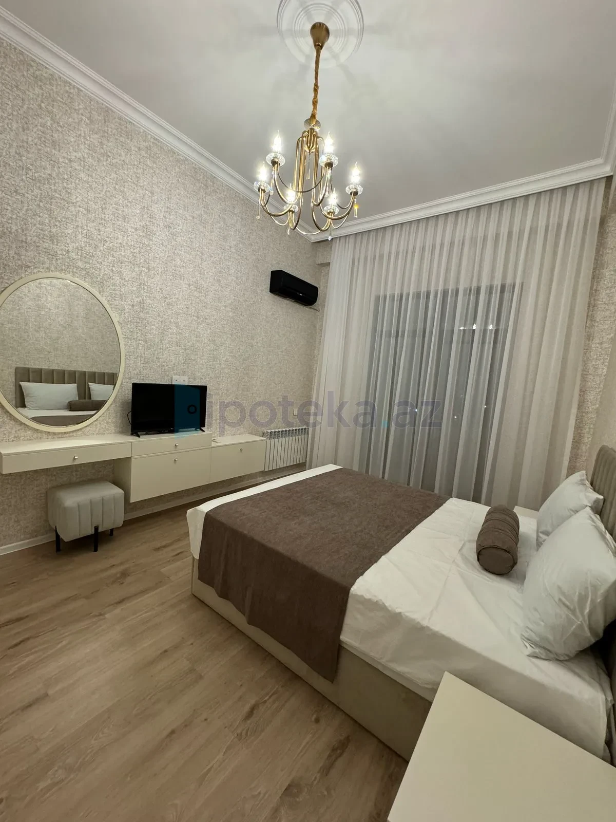 Satılır 3 otaqlı yeni tikili 140 m²