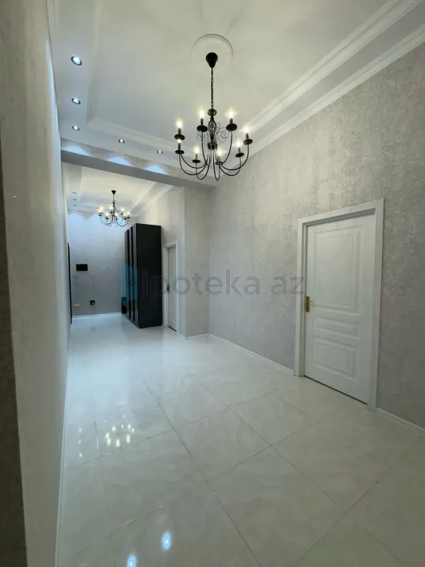 Satılır 3 otaqlı yeni tikili 140 m²