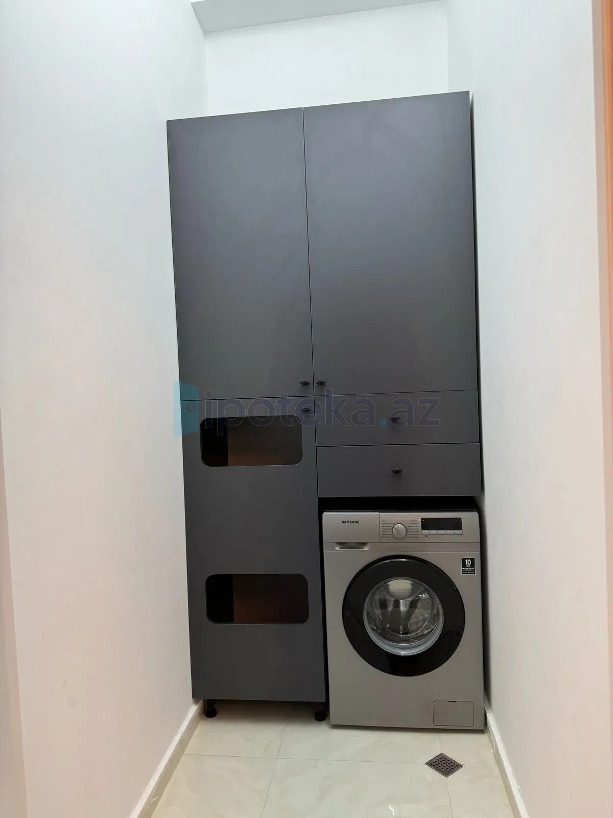 Satılır 3 otaqlı yeni tikili 140 m²