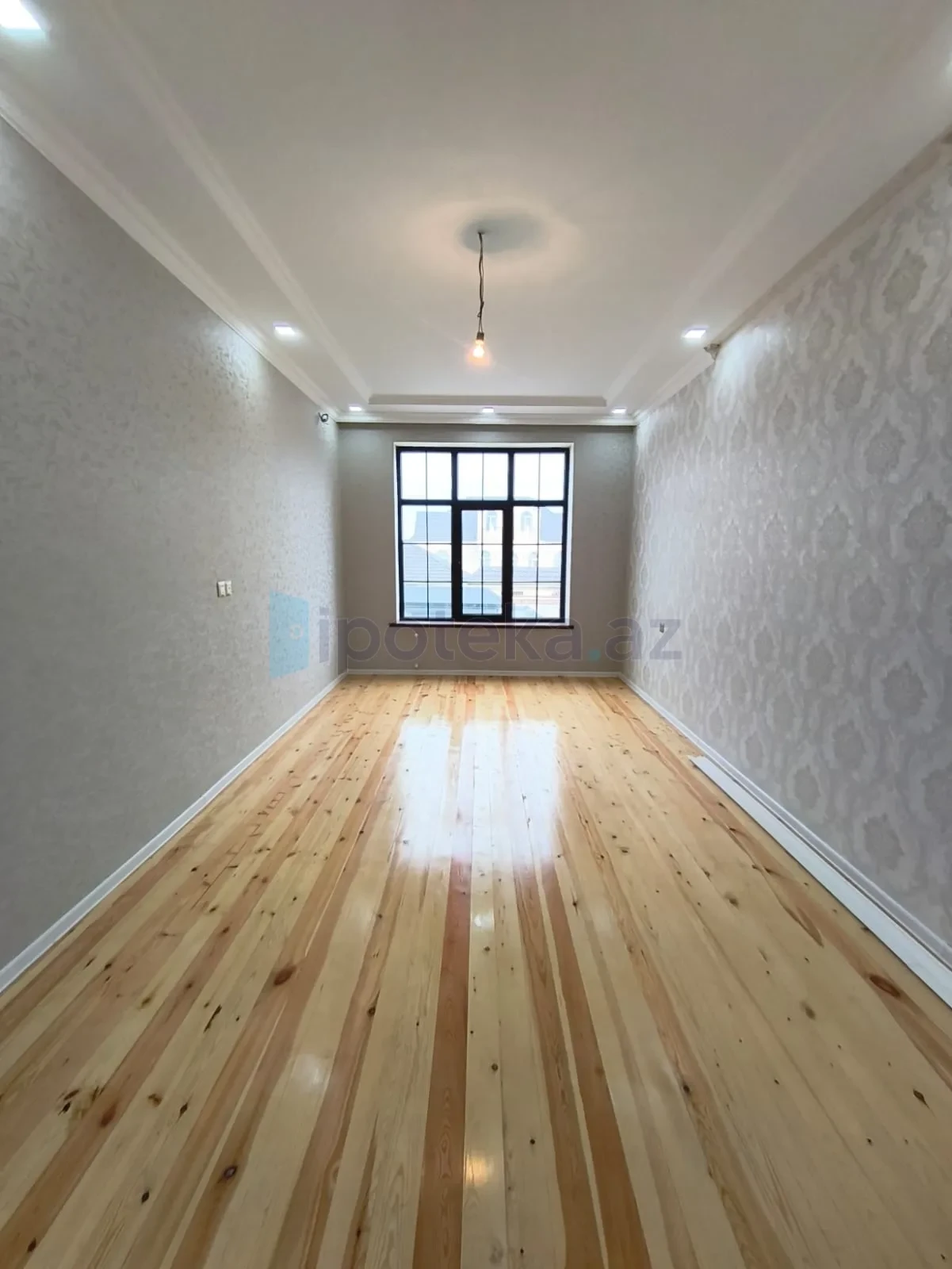 Satılır 4 otaqlı həyət evi 140 m²