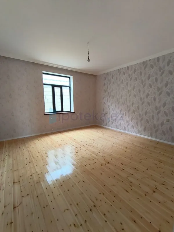 Satılır 4 otaqlı həyət evi 140 m²