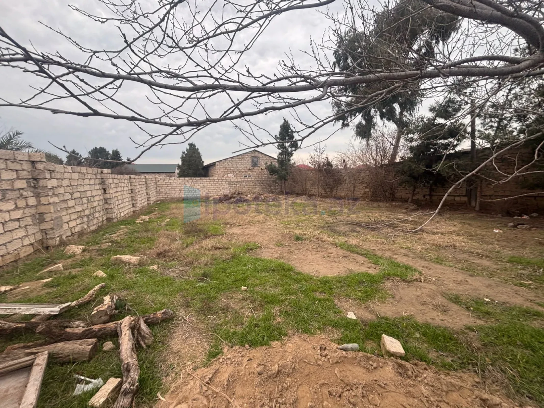 Satılır torpaq sahəsi 4 m²