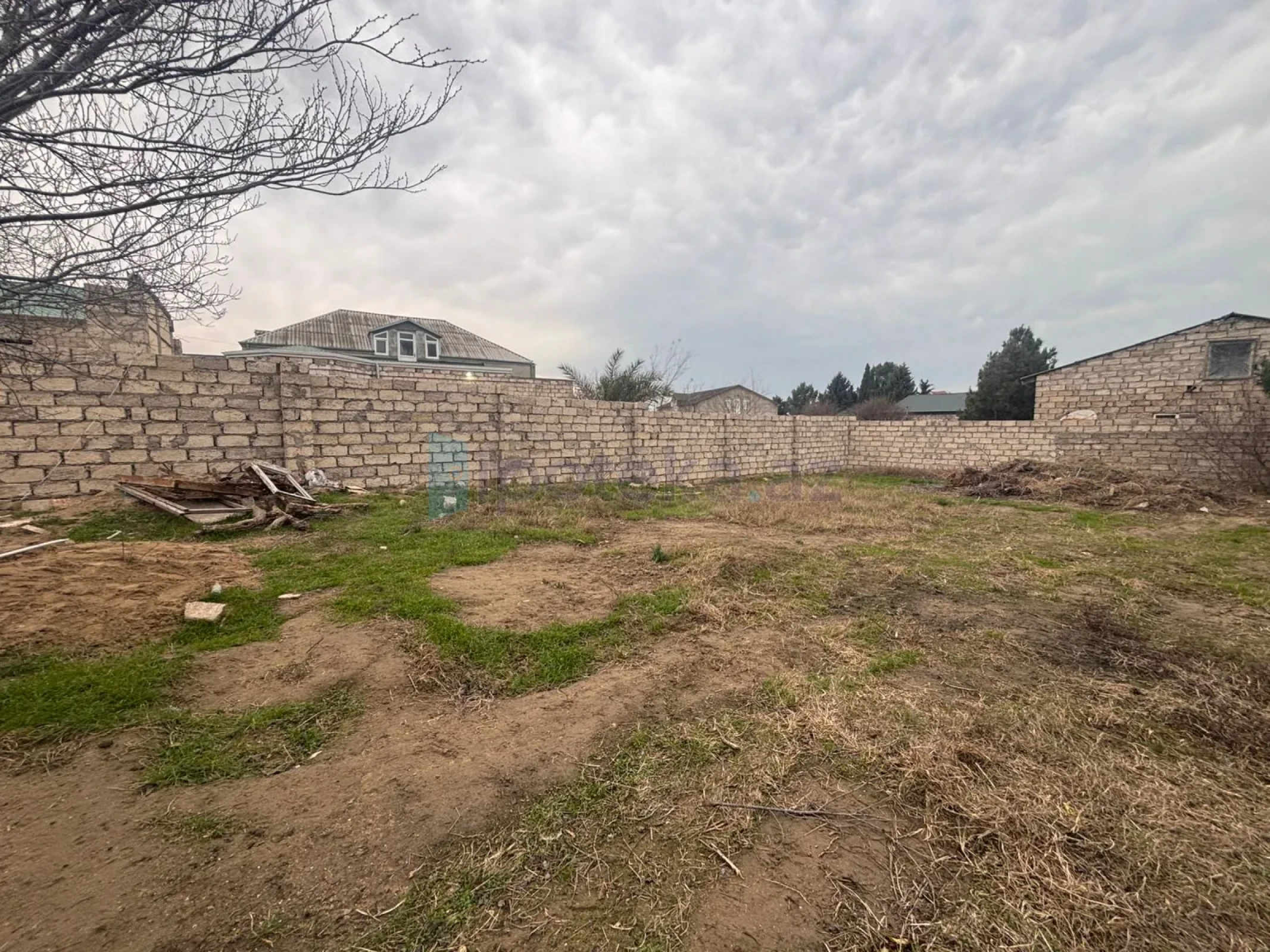 Satılır torpaq sahəsi 4 m²