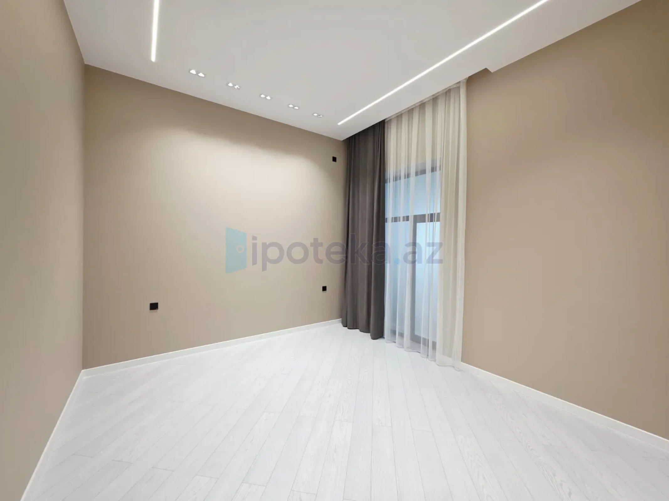 Satılır 4 otaqlı həyət evi 170 m²