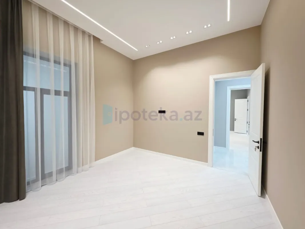 Satılır 4 otaqlı həyət evi 170 m²