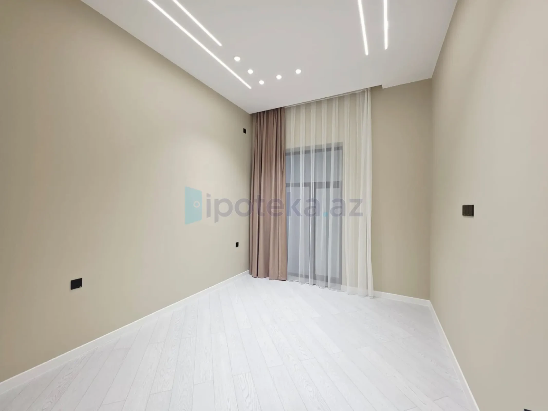 Satılır 4 otaqlı həyət evi 170 m²