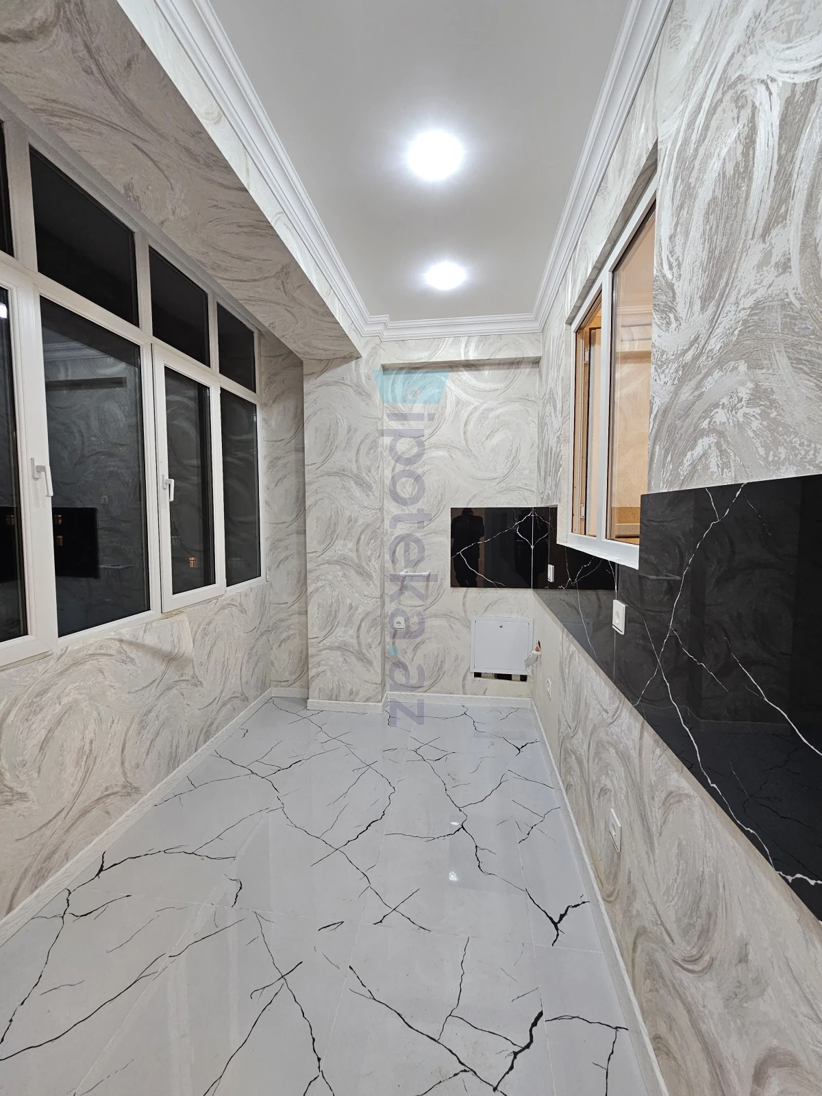 Satılır 2 otaqlı yeni tikili 57 m²