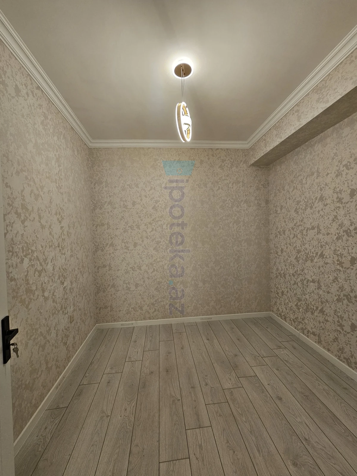 Satılır 3 otaqlı yeni tikili 76 m²