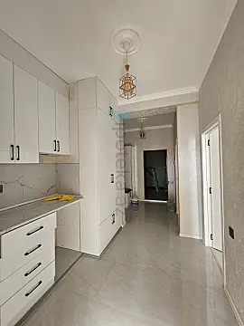 Satılır 3 otaqlı yeni tikili 68 m²