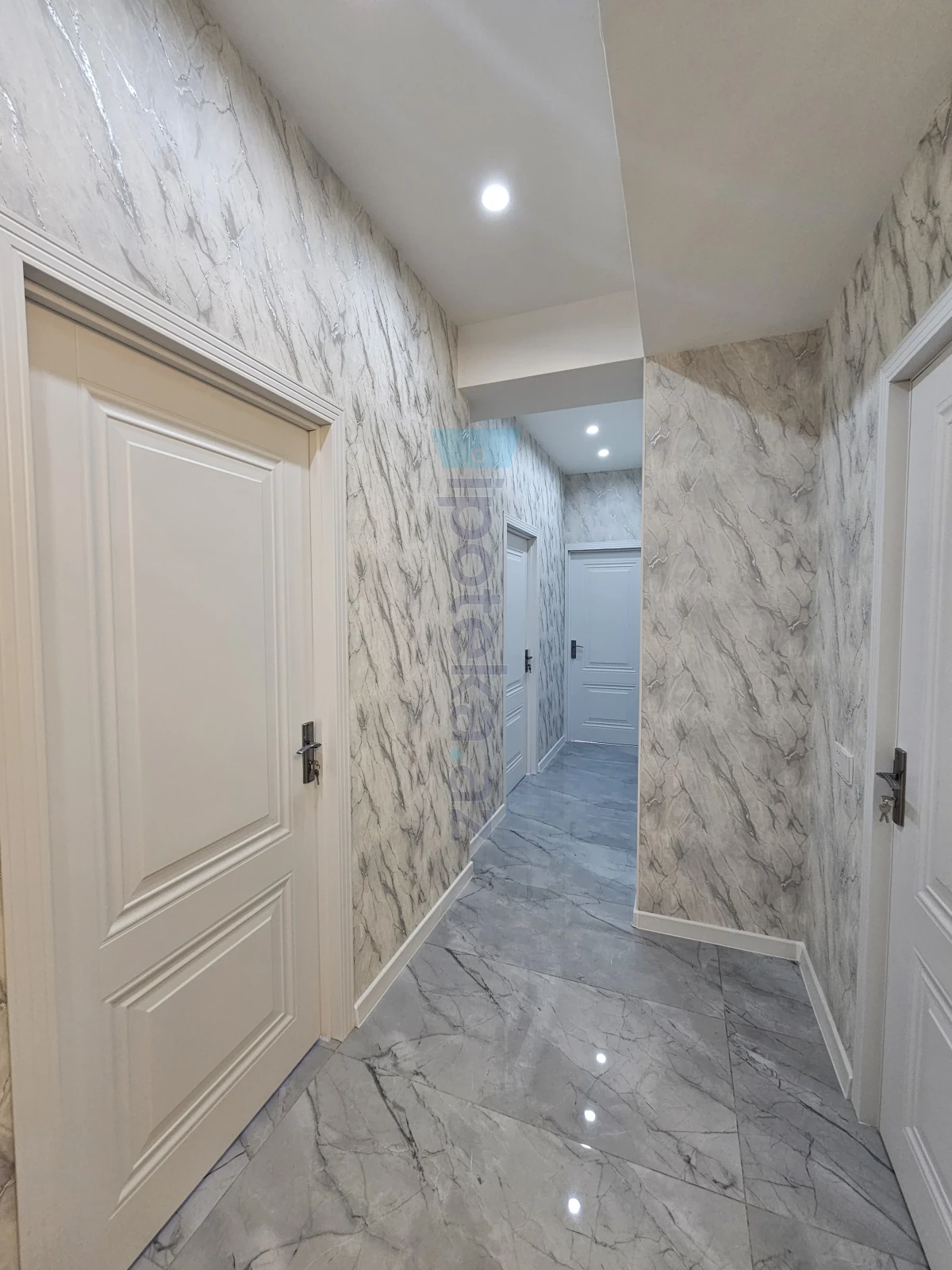 Satılır 3 otaqlı yeni tikili 82 m²