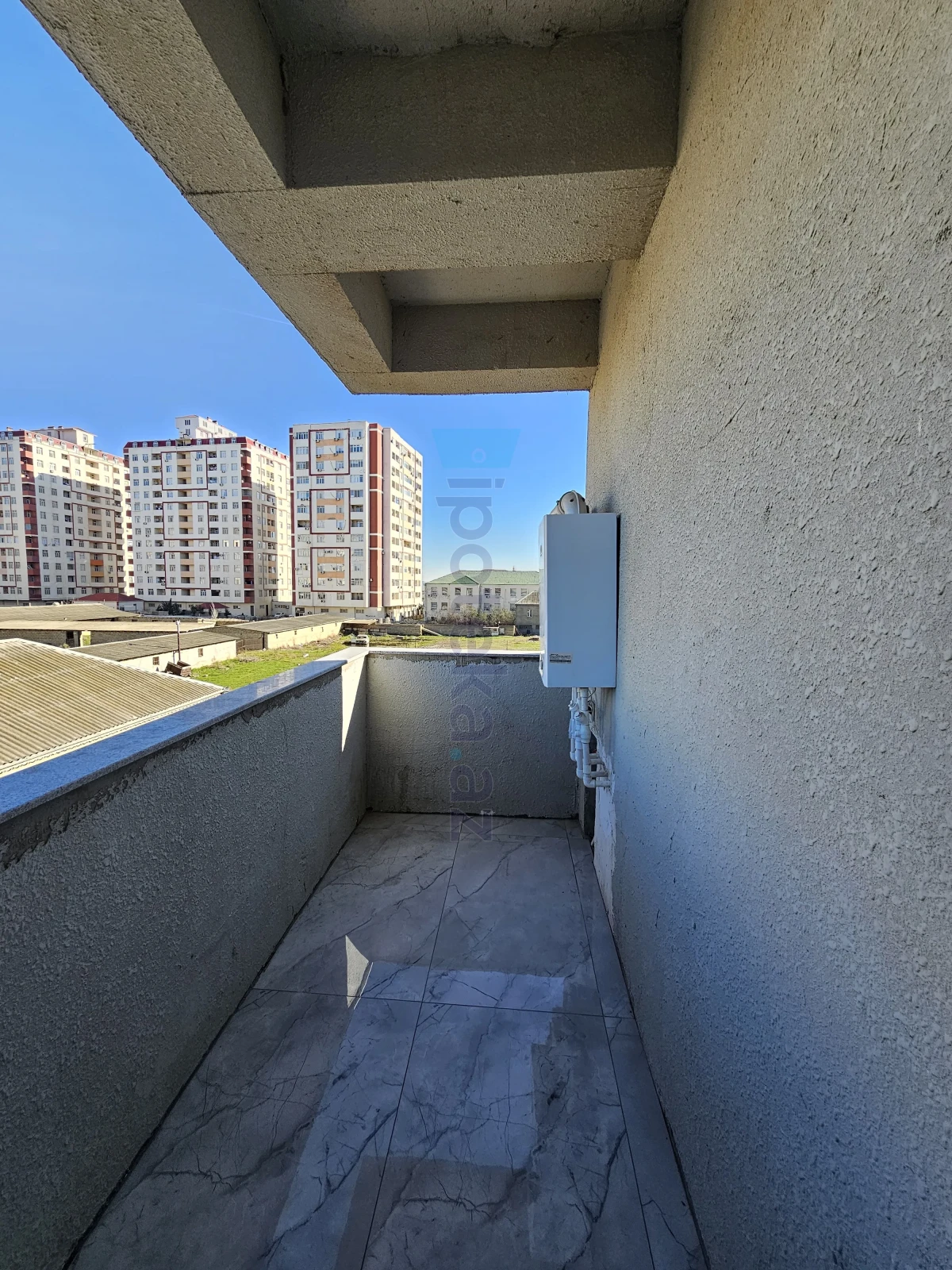 Satılır 3 otaqlı yeni tikili 82 m²
