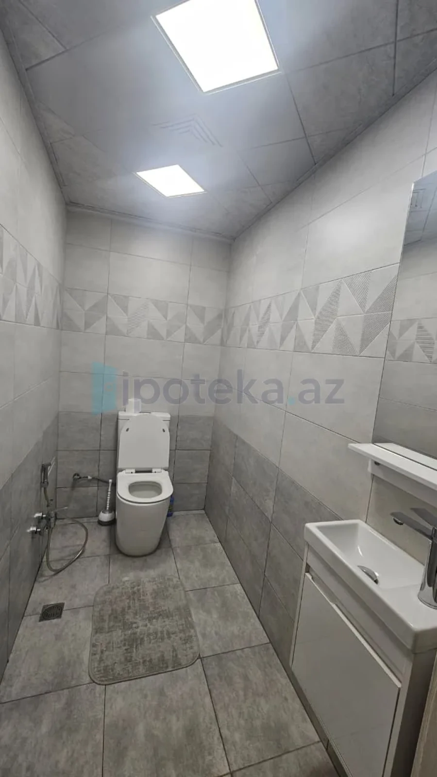 Satılır 2 otaqlı yeni tikili 100 m²