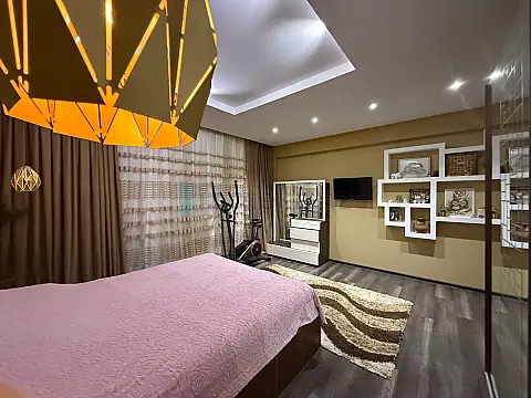 Satılır 2 otaqlı yeni tikili 100 m²