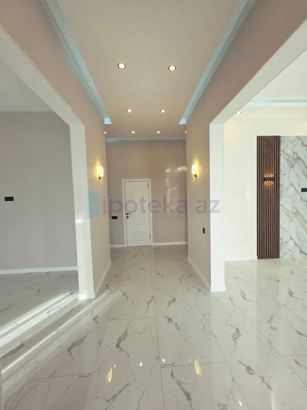 Satılır 3 otaqlı mənzil 150 m²